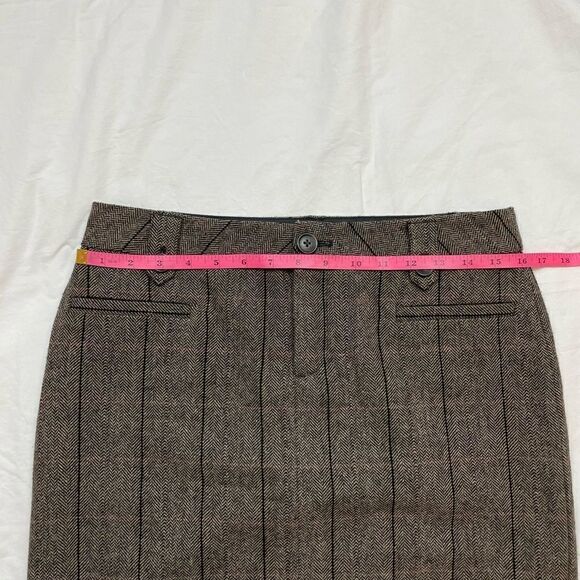 EDDIE Bauer Wool Herringbone Skirt, size 4P - VGUC - Picture 7 of 9